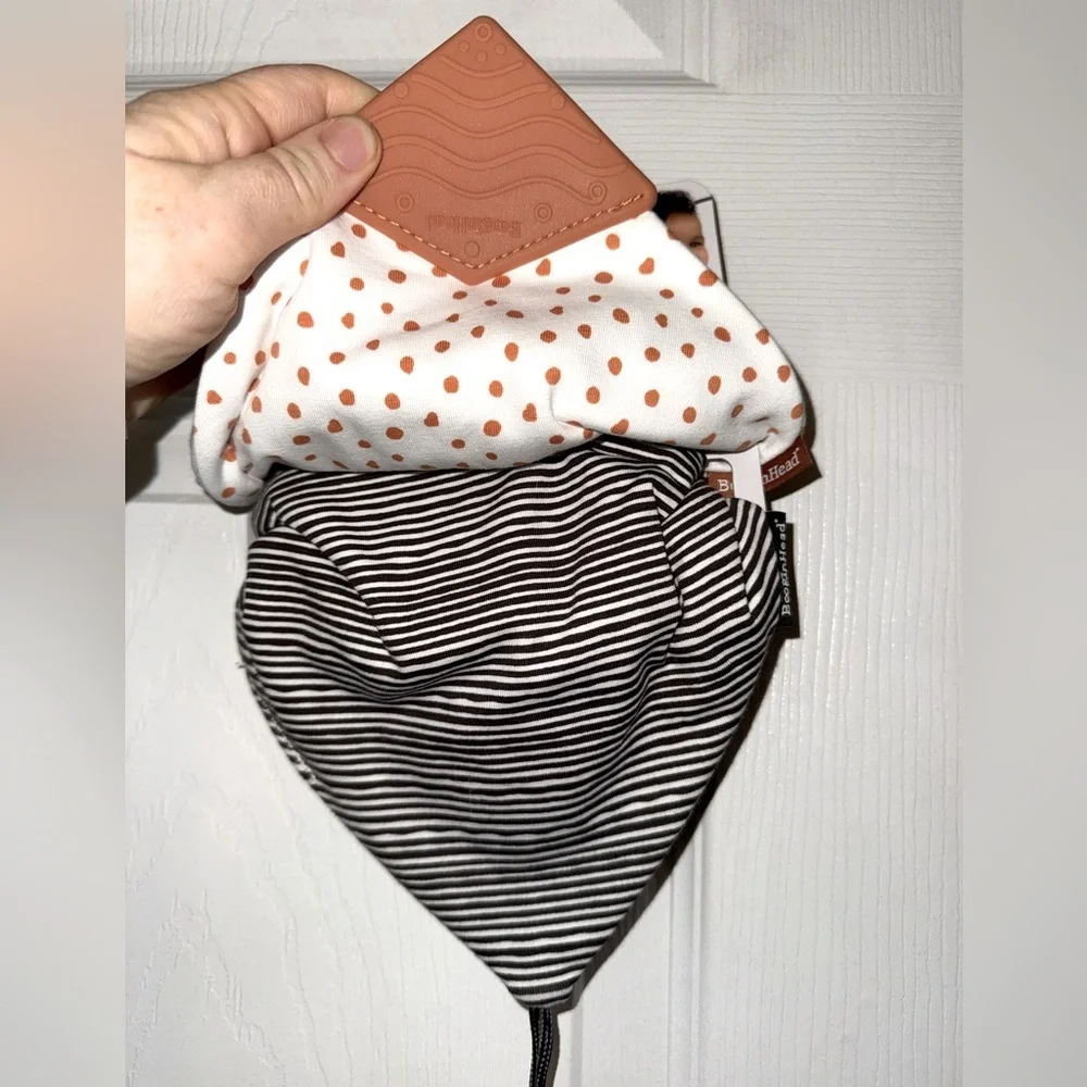 NWT Boogin Head Bibs
